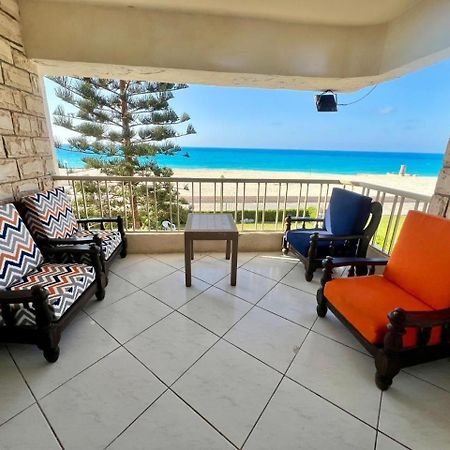 Beachfront Chalet In Green Beach, North Coast Villa Ел Аламейн Екстериор снимка