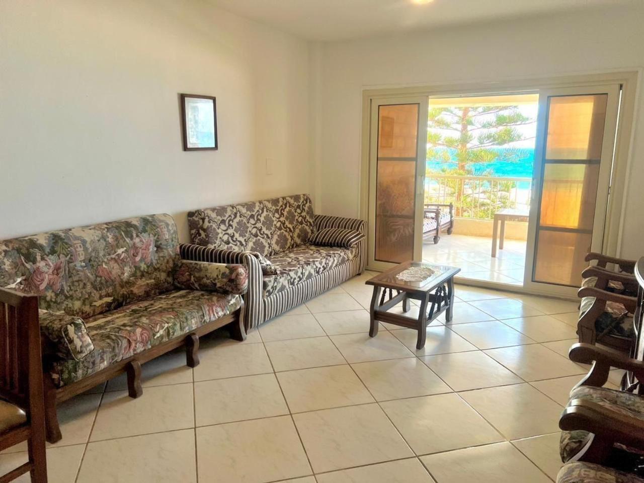 Beachfront Chalet In Green Beach, North Coast Villa Ел Аламейн Стая снимка