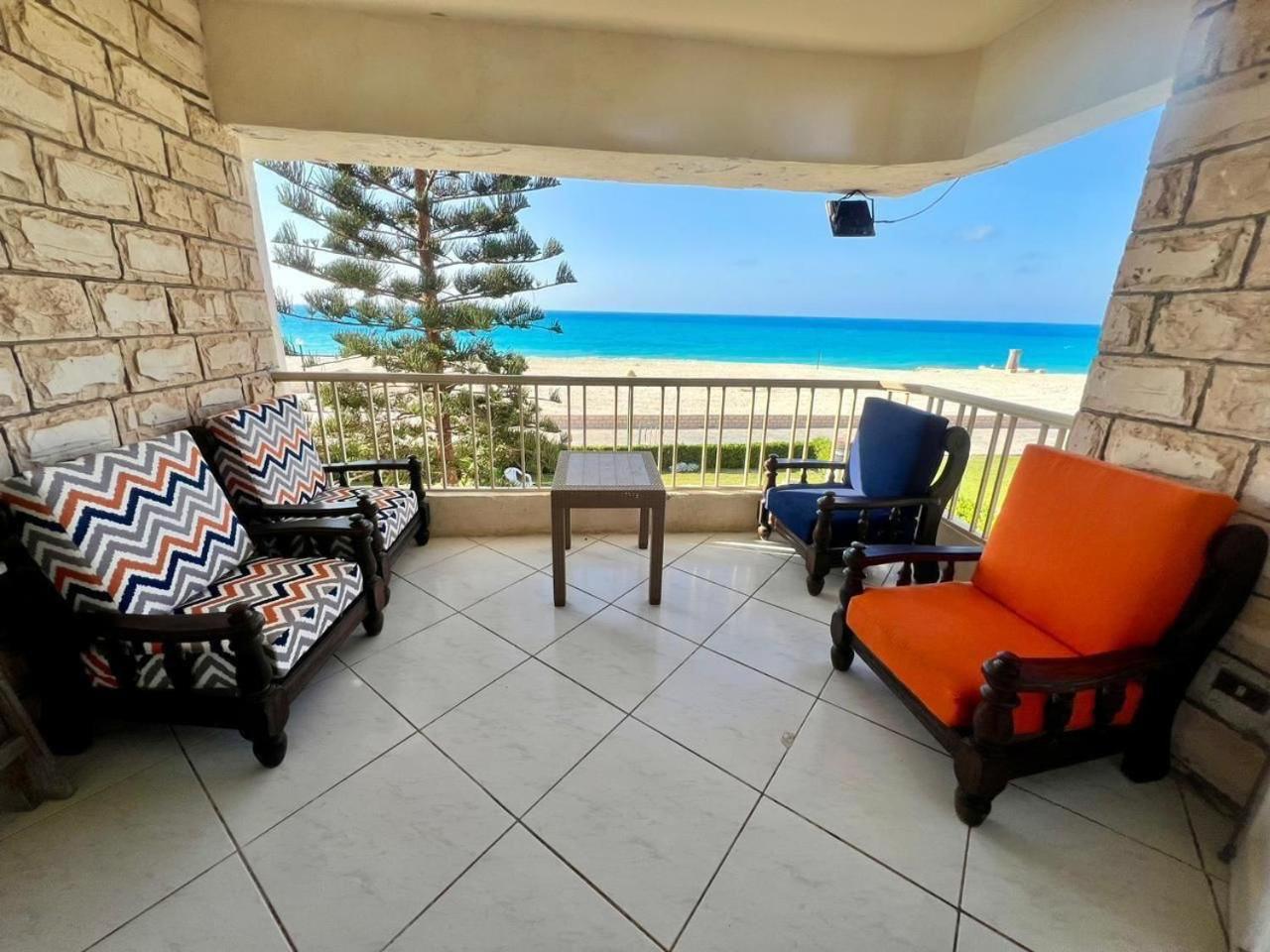 Beachfront Chalet In Green Beach, North Coast Villa Ел Аламейн Екстериор снимка