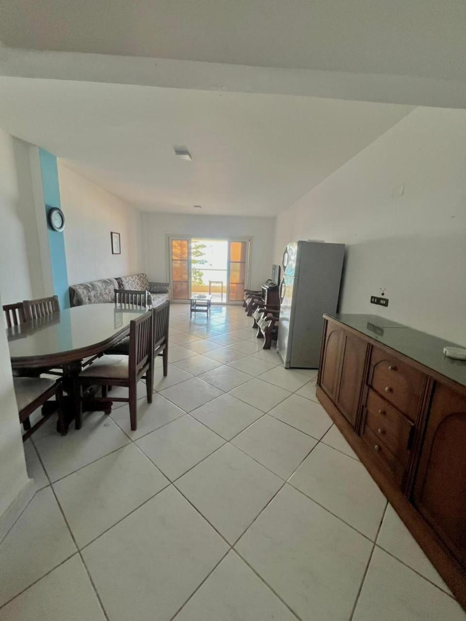 Beachfront Chalet In Green Beach, North Coast Villa Ел Аламейн Стая снимка